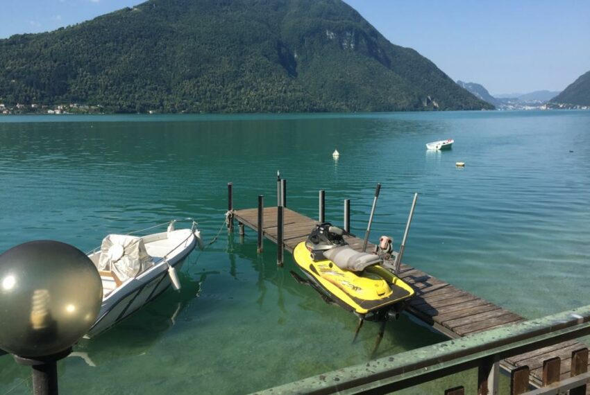 Porlezza Lago di Lugano villa fronte lago con giardino e piscina (15)