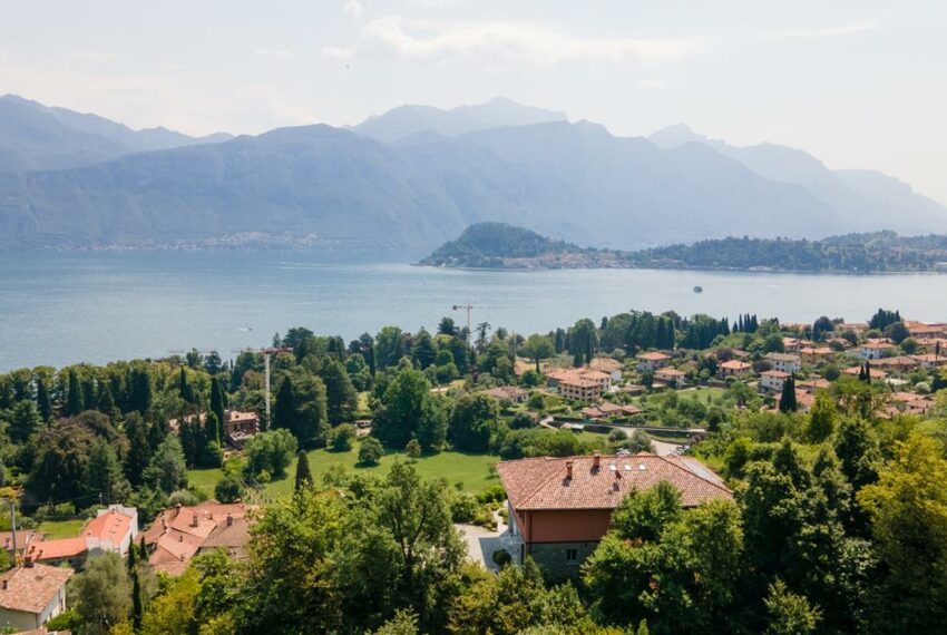 Villa in vendita sul lago di Como con giardino e piscina (35)