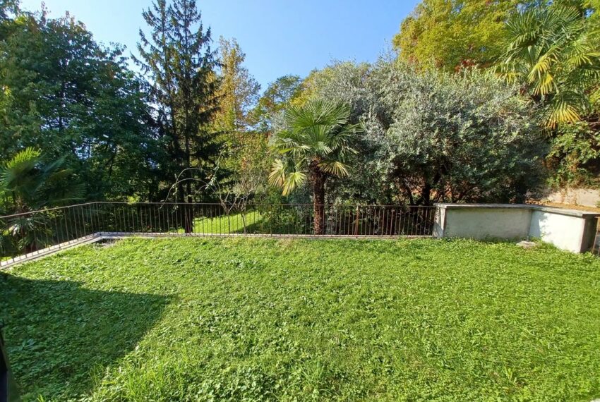 Tremezzo villa in vendita con giardino (19)