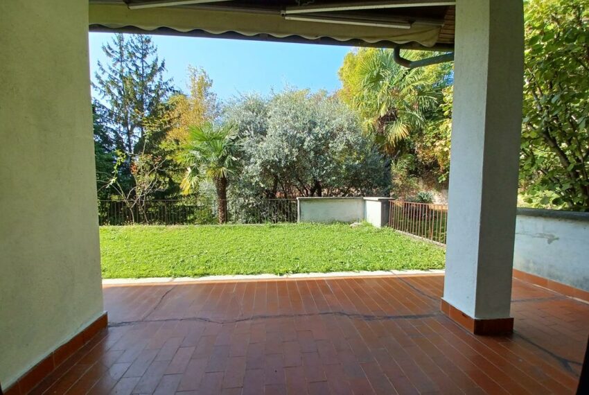 Tremezzo villa in vendita con giardino (27)