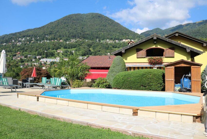 Valle Intelvi villa in vendita con piscina e parco (30)