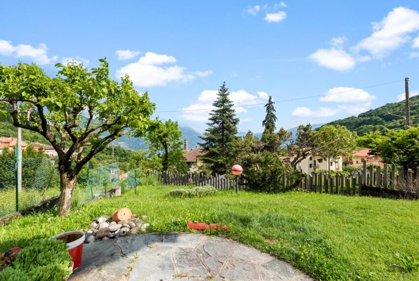 Plesio lago di Como villa in vendita (2)