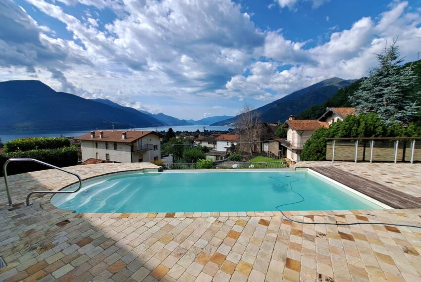 Villa Gravedona con piscina e vista lago (37)