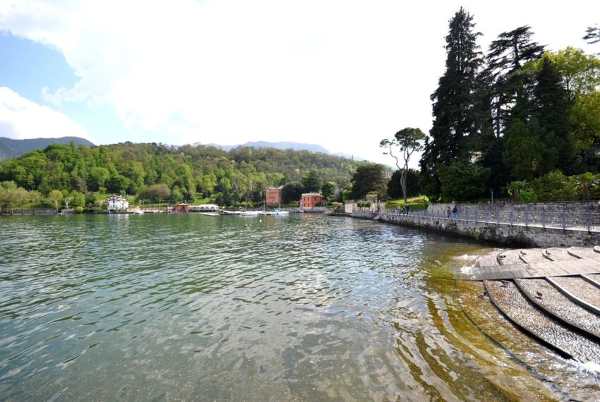 appartamento direttamente a lago con piscina posto barca e auto. Lago Como Tremezzina lenno (2)