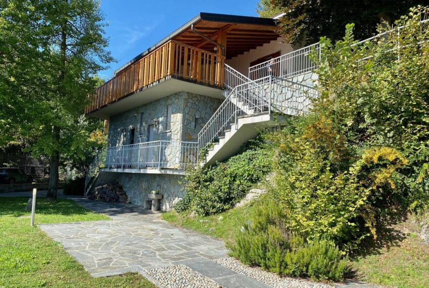 a- Villa Casa in Plesio in vendita con vista lago bellissima (22)