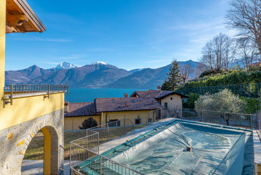 Villa in vendita a Menaggio - Lago Como - vista lago giardino piscina (16)
