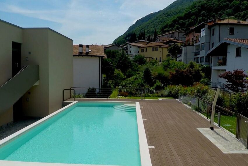 Appartamento in residence direttamente a lago con piscina (2)