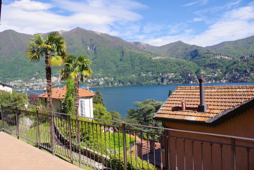 Villa Carate Urio con giardino e vista (27)