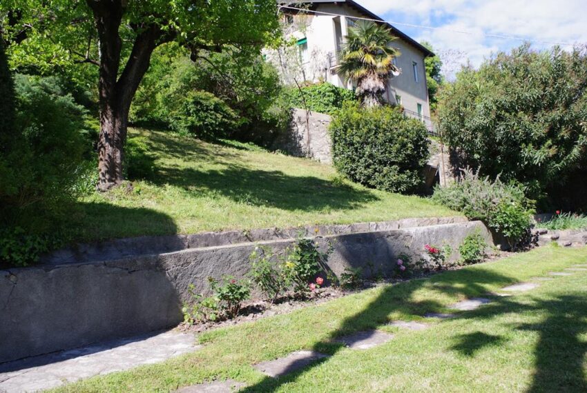 Villa Carate Urio con giardino e vista (9)