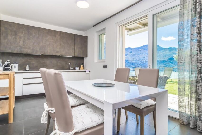 Appartamento Domaso in residence con piscina (26)