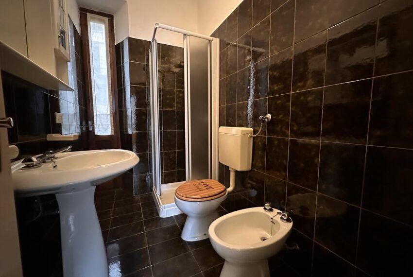 Argegno appartamento fronte lago (18)