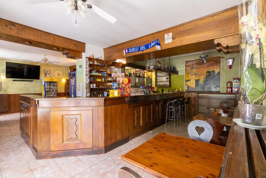 Carlazzo bar in vendita (6)