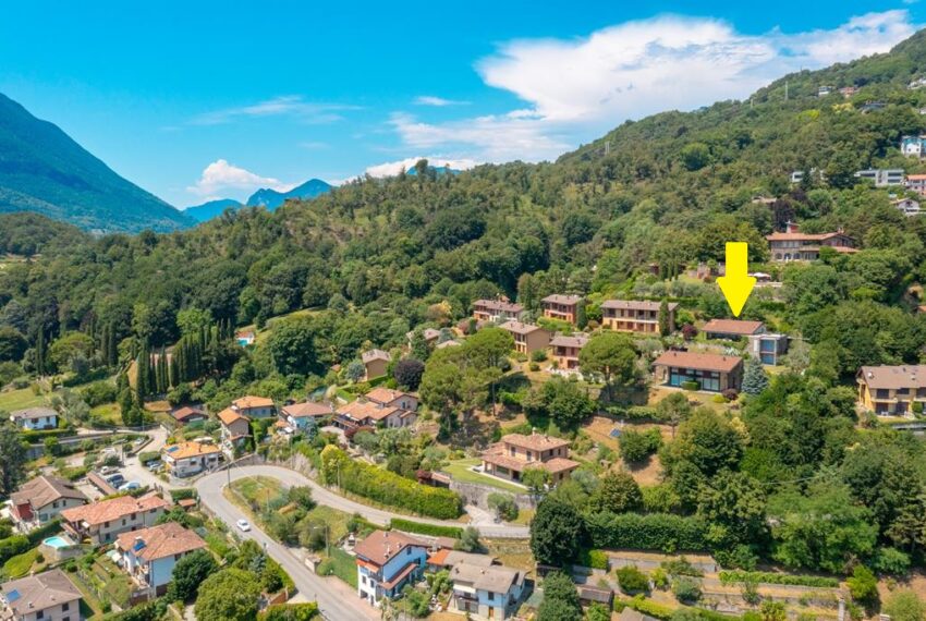 Menaggio villetta vista lago, con giardino, in residence con piscina e tennis (5)