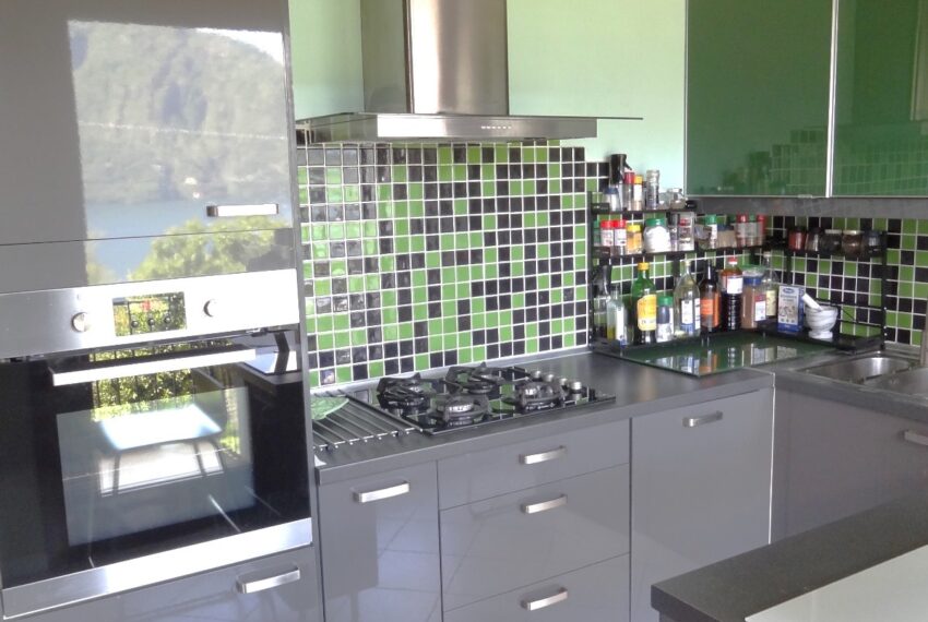 Apartment in Mezzegra (12)