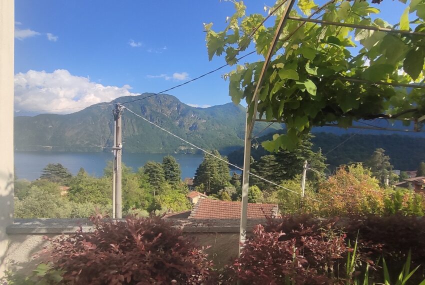 Apartment in Mezzegra (13)