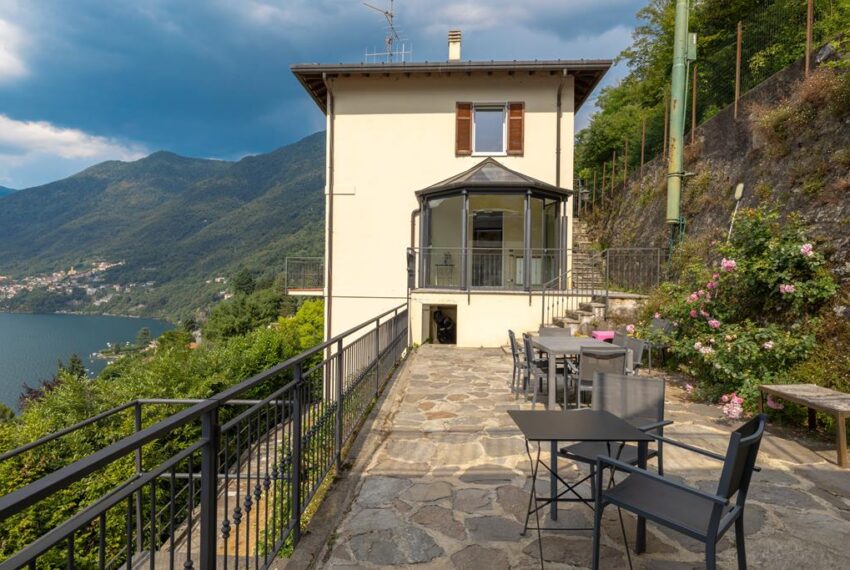 Faggeto Lario villa vista lago (20)