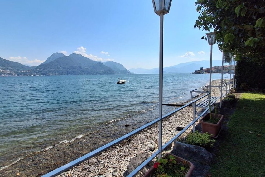 SAN SIRO villa direttamente a lago (7)