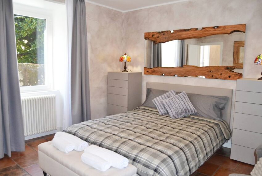 67ec0b8b-3cdd-4d11-bec1-a5f0d46cee23