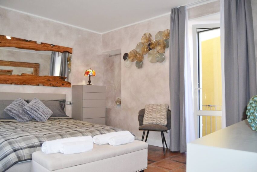 8163cbb3-d8fe-42dc-a22c-d09774f97809