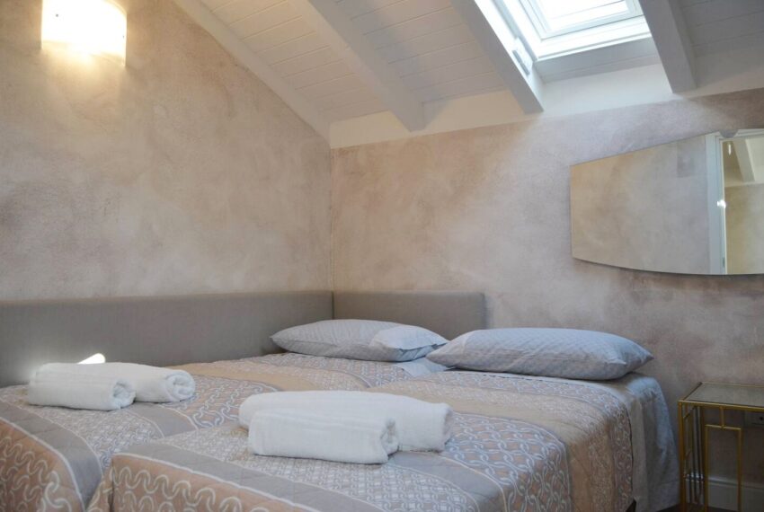 eb9cada0-8bf7-4a42-93ee-ace186a0c8ee