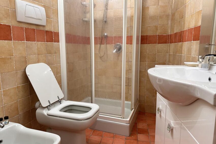 Argegno appartamentoin centro storico (7)