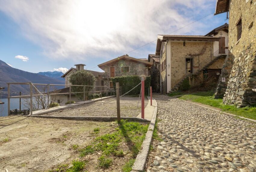 Dongo-Stazzona IMG_9200 (Copy)