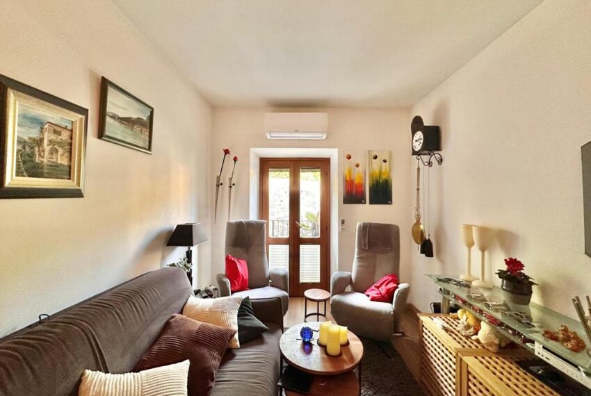 231-1771065746-xl (Copy)