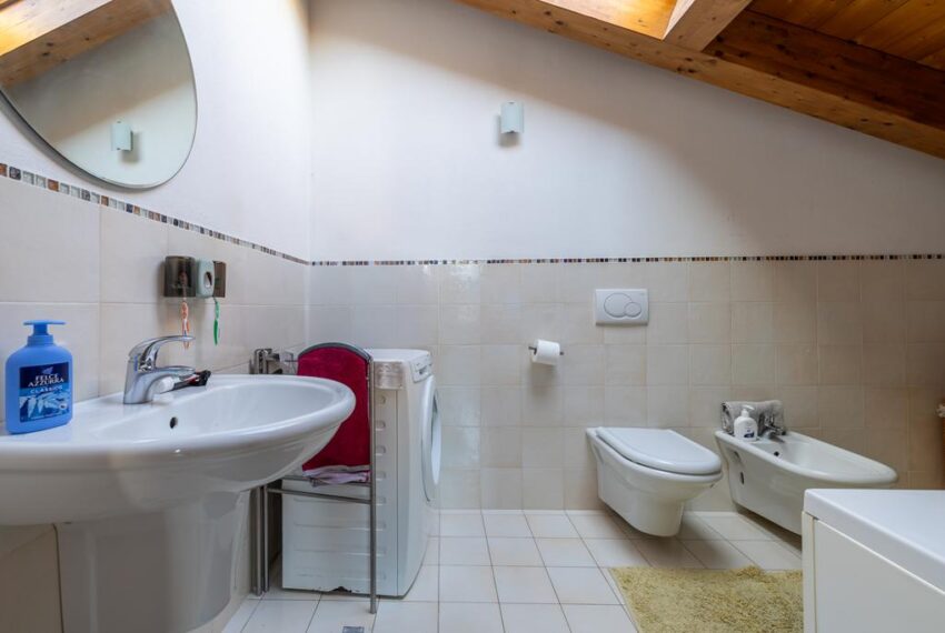 Dongo IMG_1178-HDR (Copy)