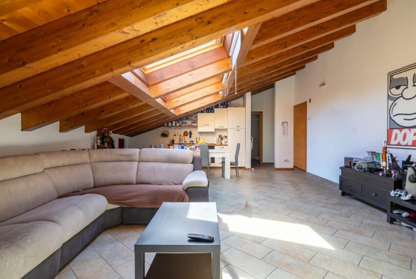 Dongo IMG_1194-HDR (Copy)