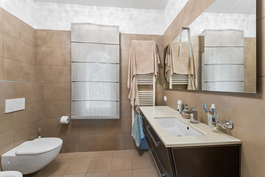 Menaggio villa con piscina vista lago (16)