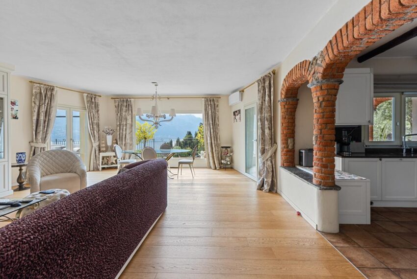 Menaggio villa con piscina vista lago (2)