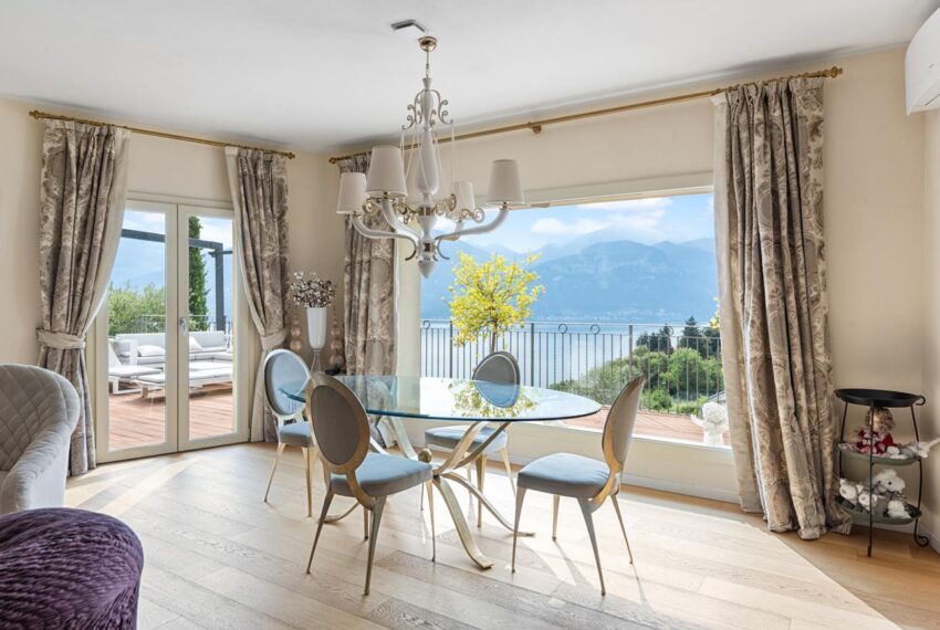 Menaggio villa con piscina vista lago (4)