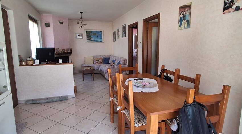 Porlezza casa con giardino (16)