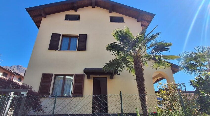 Porlezza casa con giardino (33)