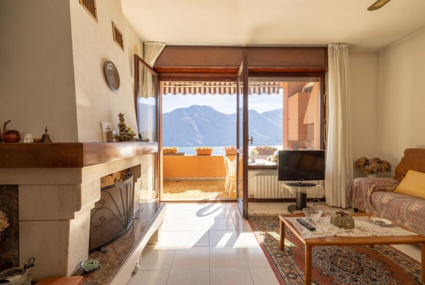 Appartamento vendita Tremezzina - Mezzegra residence piscina (17)