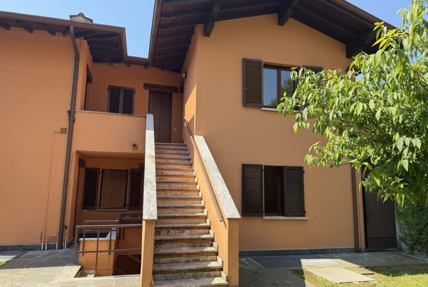 Menaggio bilocale con terrazzo e garage (16)