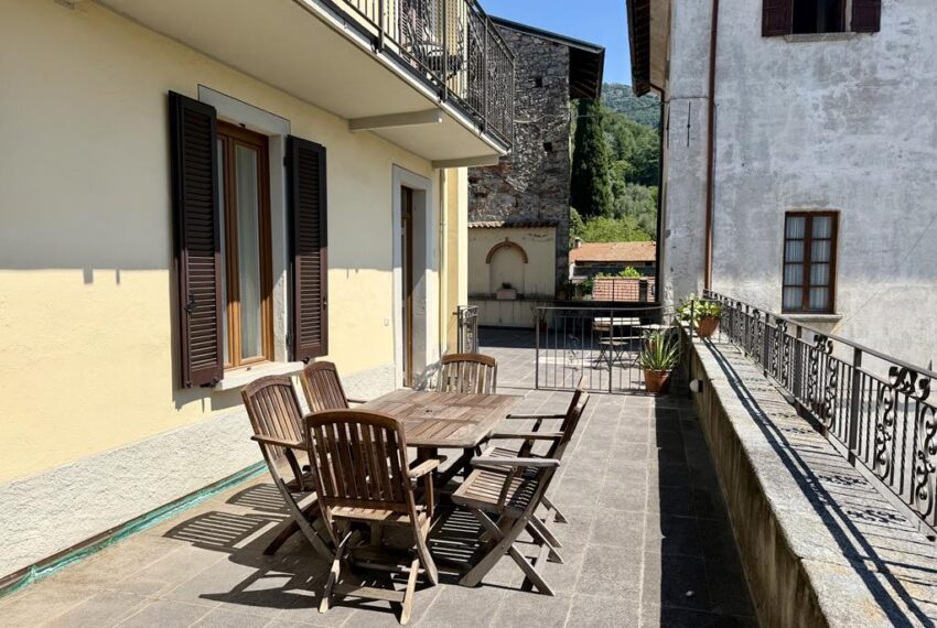 Tremezzina appartamento in borgo storica con terrazza vista lago (10)