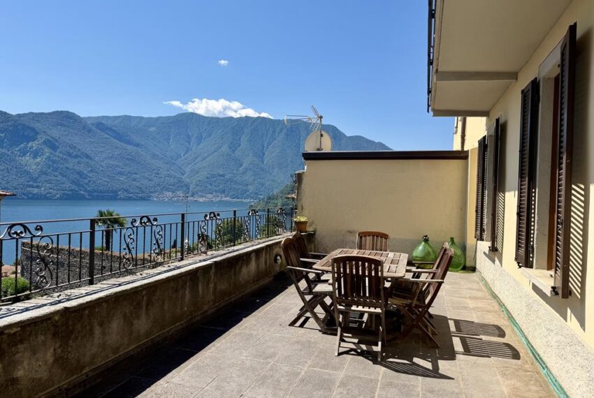 Tremezzina appartamento in borgo storica con terrazza vista lago (6)